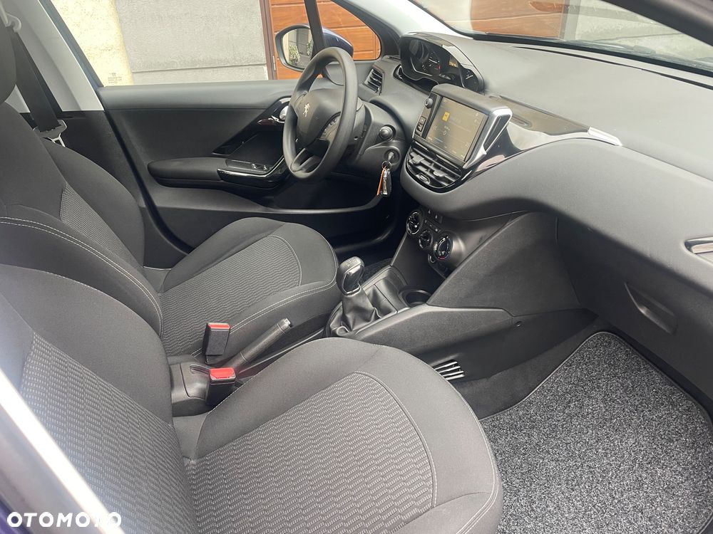 Peugeot 208 1.2 VTi Active - 17