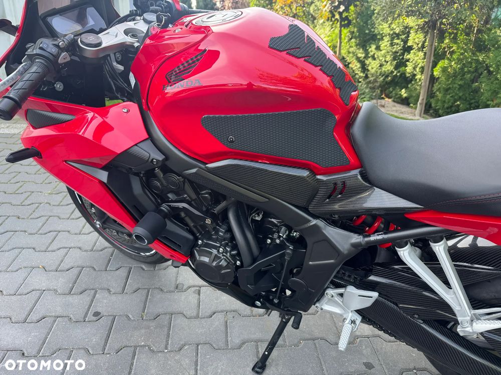 Honda CBR - 31