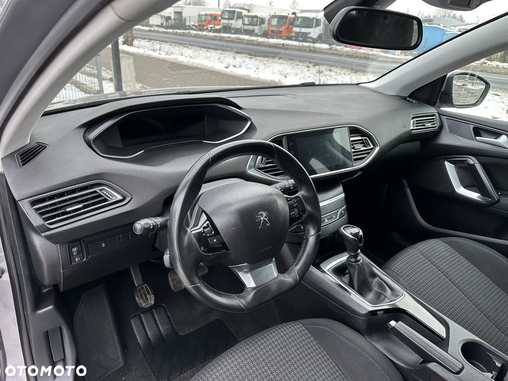 Peugeot 308 PureTech 110 Stop & Start Style - 14