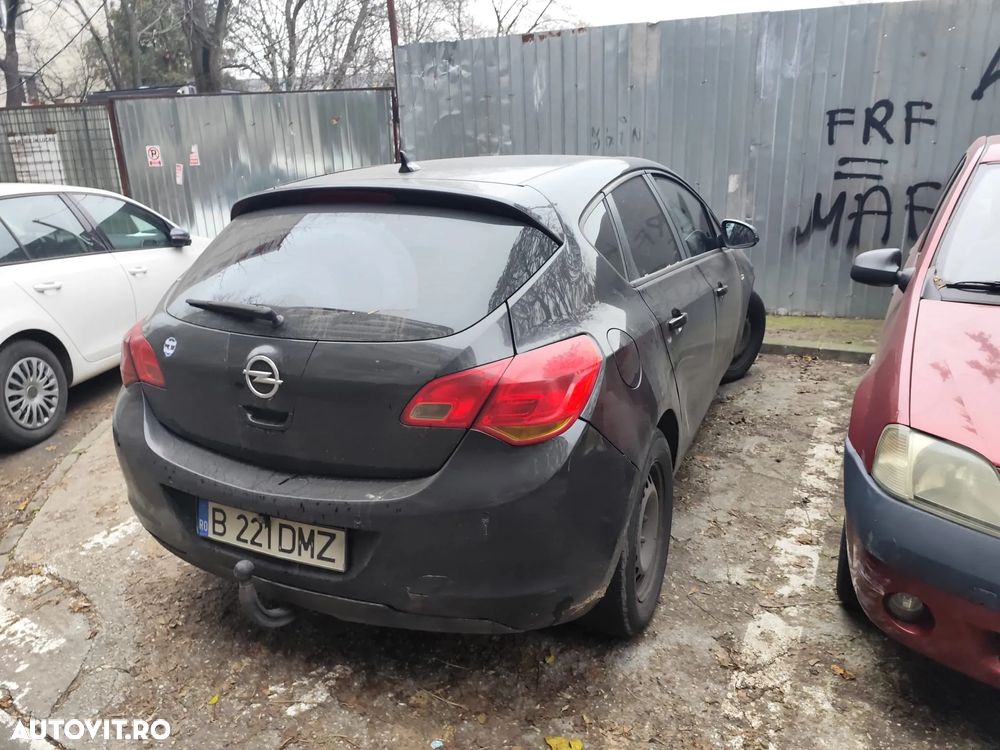 Opel Astra 1.7 CDTI DPF Design Edition - 2