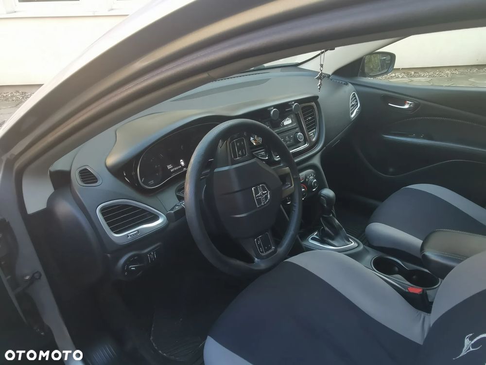 Dodge Dart - 12