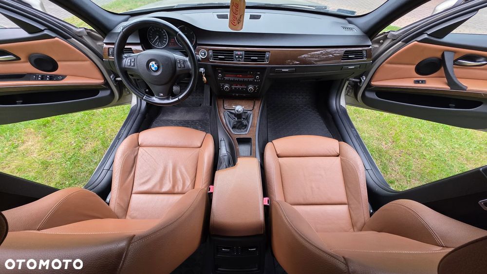 BMW Seria 3 318d - 27