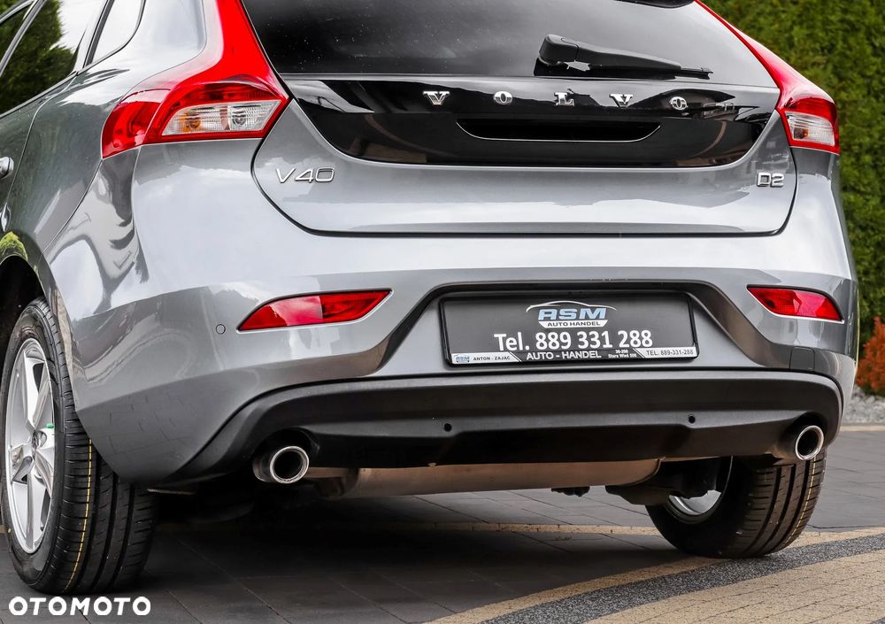 Volvo V40 D2 Drive-E Momentum - 34