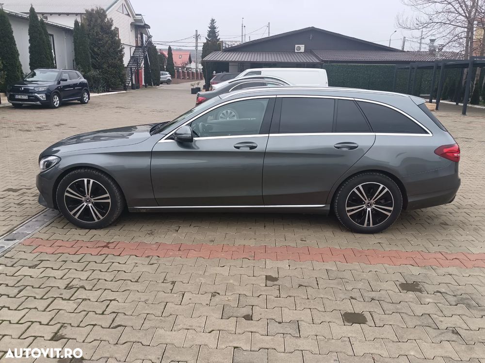 Mercedes-Benz C 220 d T 9G-TRONIC - 2