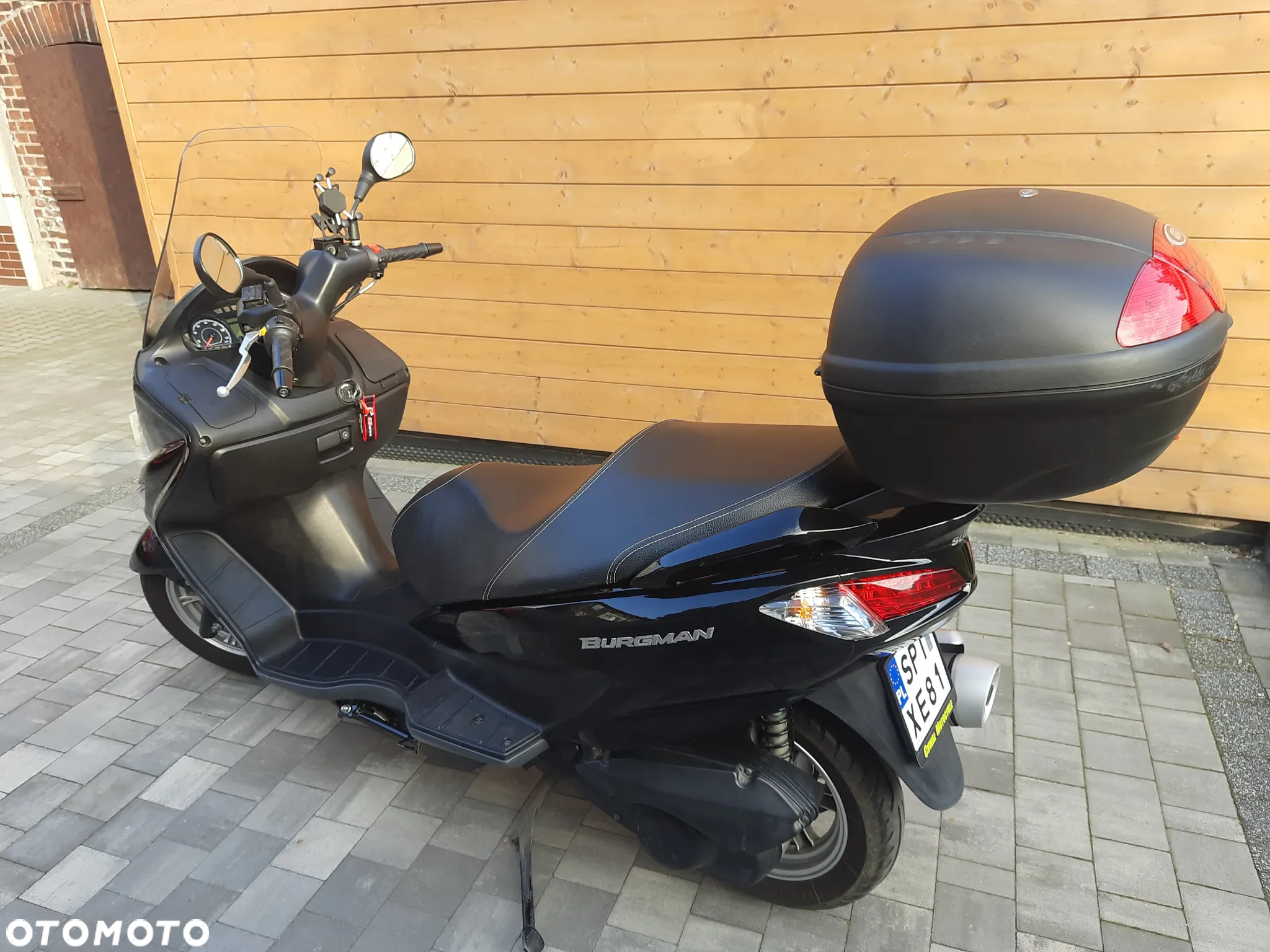 Suzuki Burgman - 3