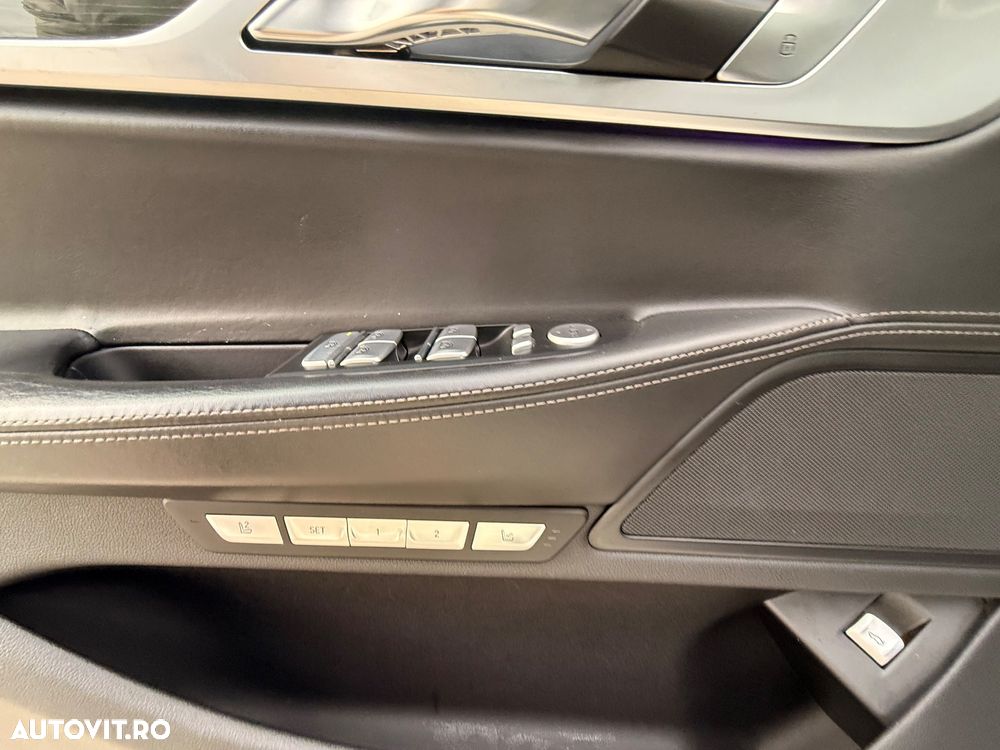 BMW Seria 7 740d xDrive - 16