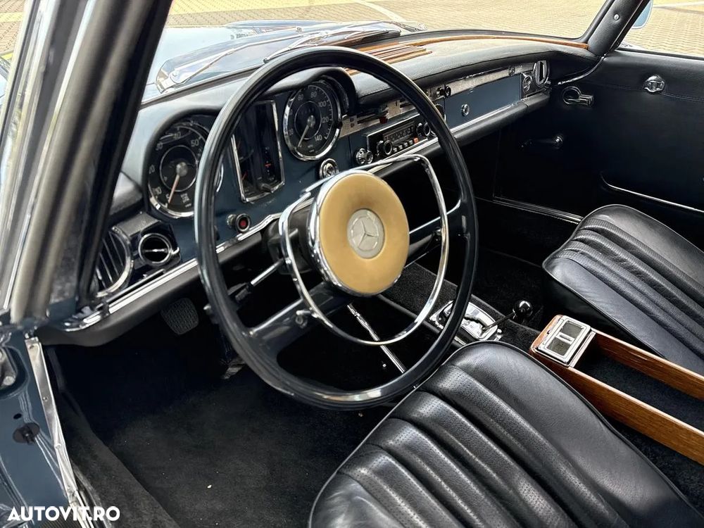 Mercedes-Benz SL - 8