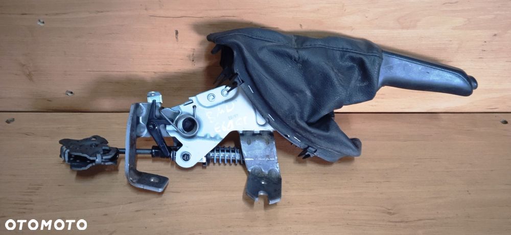 Dźwignia hamulca ręcznego BMW E60 - 1