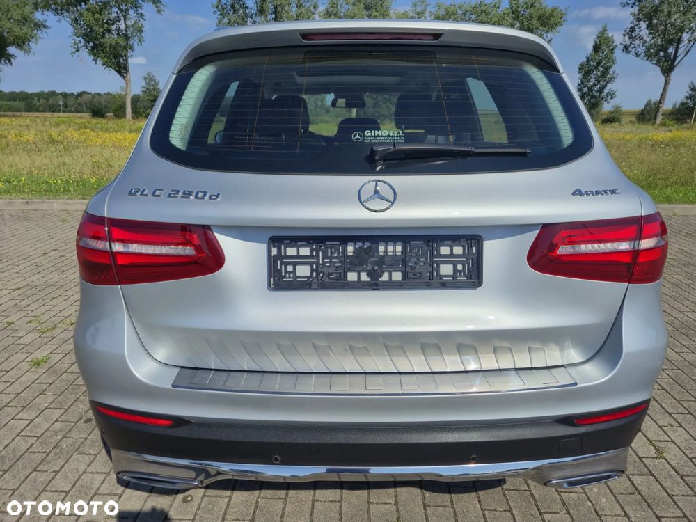 Mercedes-Benz GLC 250 d 4-Matic - 8