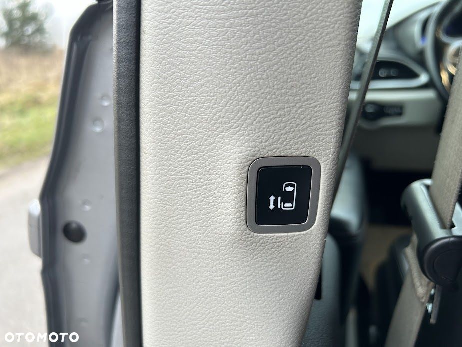 Chrysler Pacifica - 29