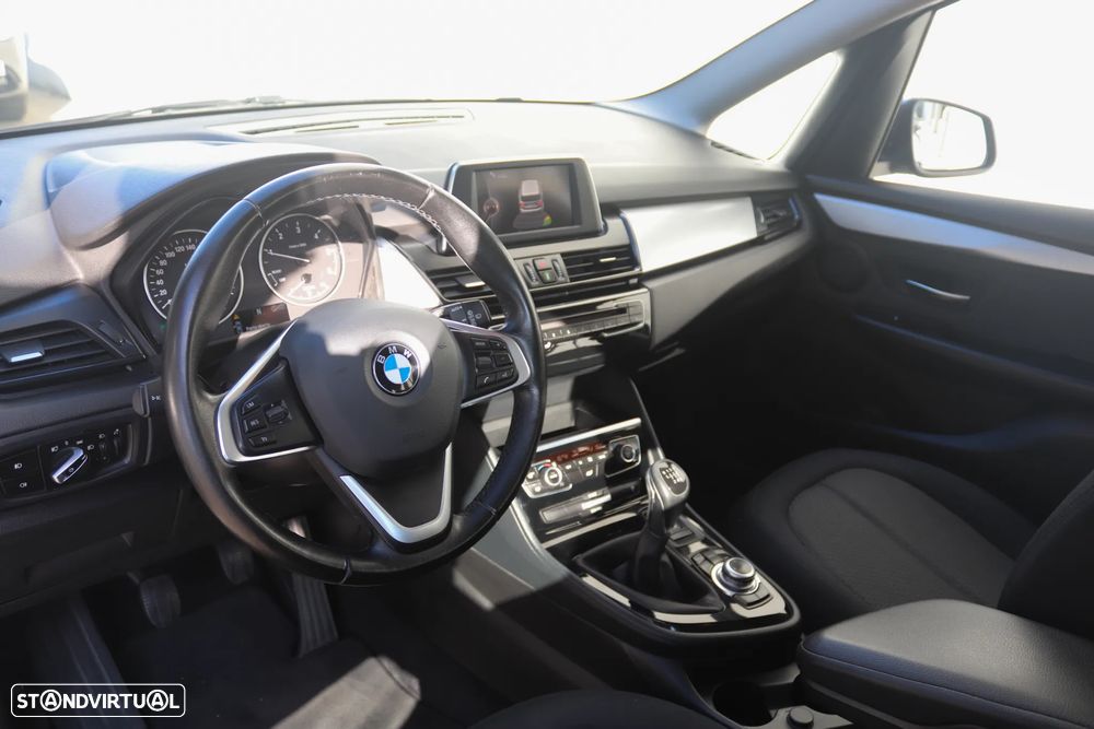 BMW 216 Gran Tourer d 7L - 9