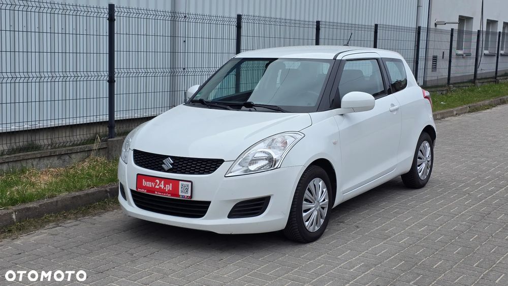 Suzuki Swift 1.2 BlackWhite - 1