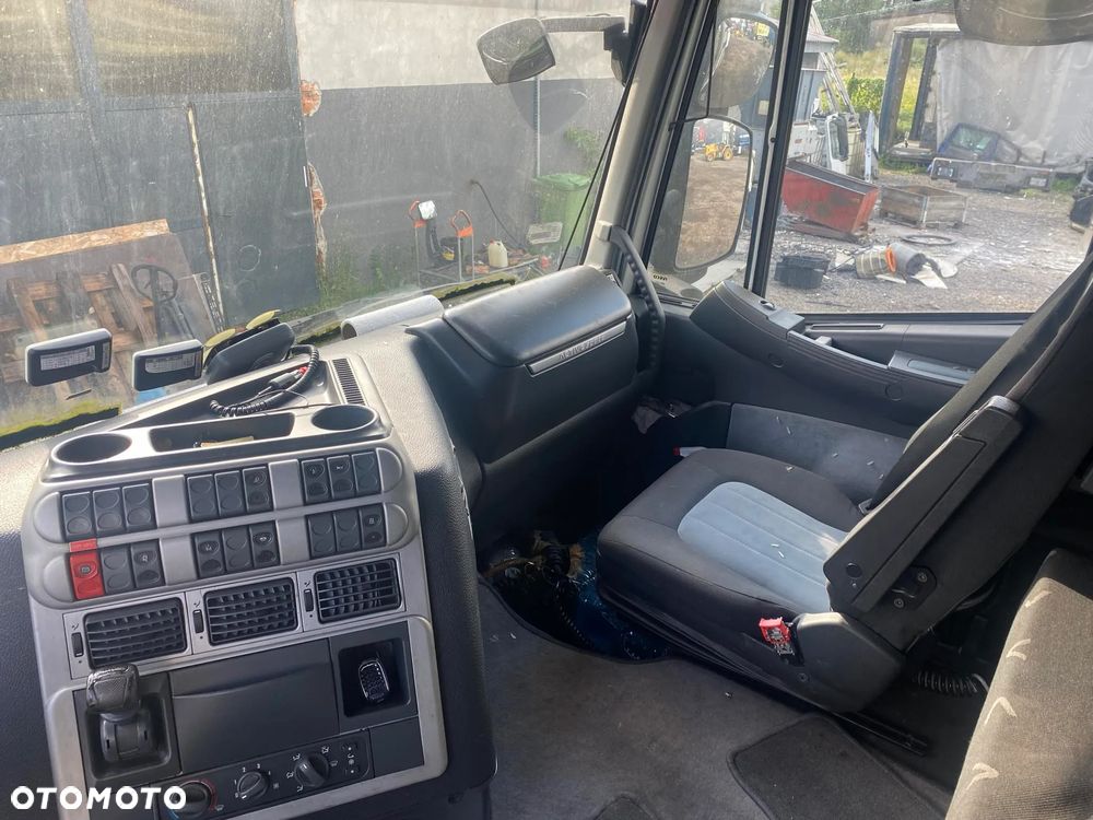 KOMPLETNA KABINA IVECO STRALIS 440S45 - 7