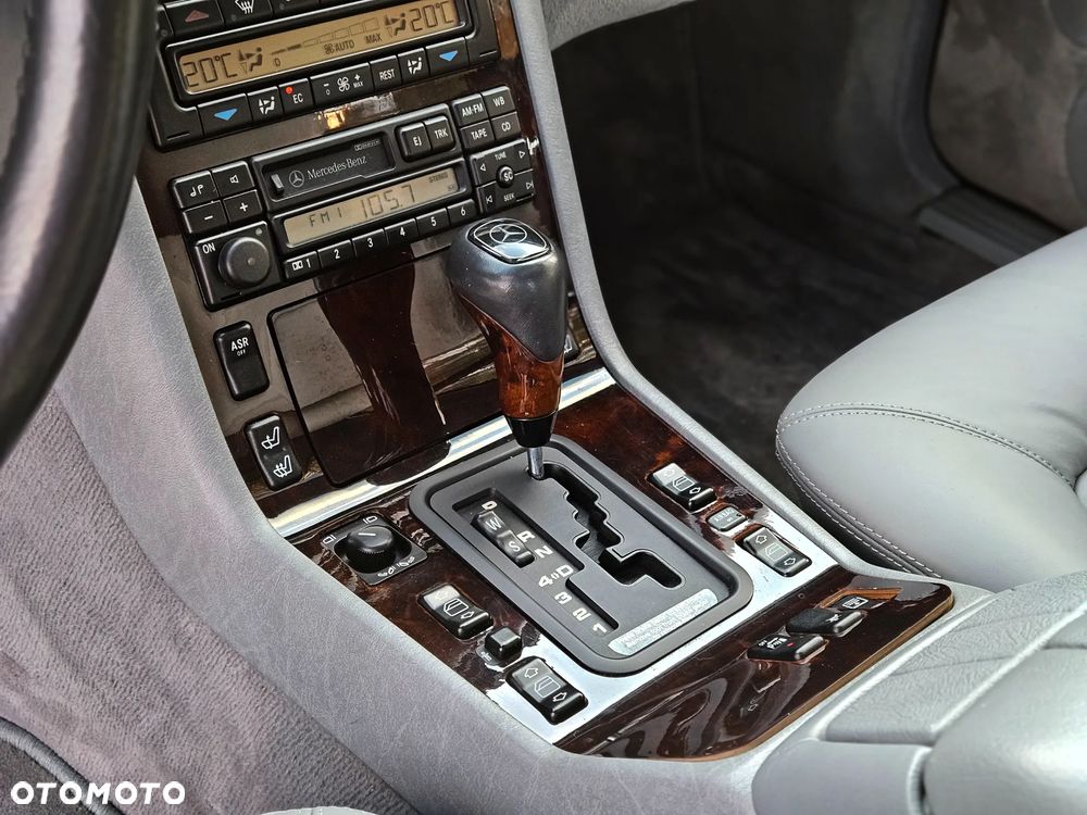 Mercedes-Benz CL 500 - 22