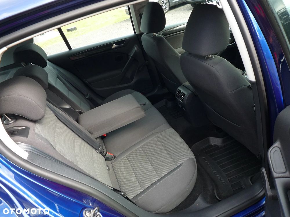 Volkswagen Golf 2.0 TDI Comfortline DSG - 27