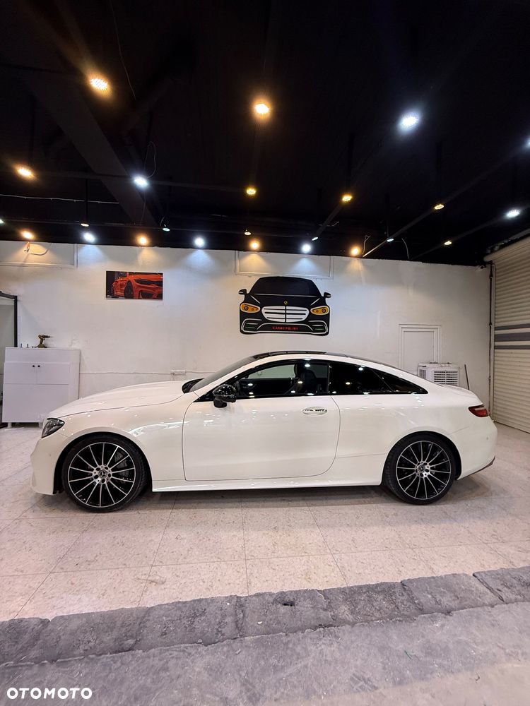 Mercedes-Benz Klasa E 200 4-Matic 9G-TRONIC - 10