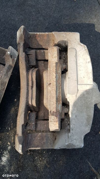 ZACISK HAMULCOWY PRZÓD LEWY PRAWY VOLVO S80 V70 III 2.5T AUTOMAT - 3