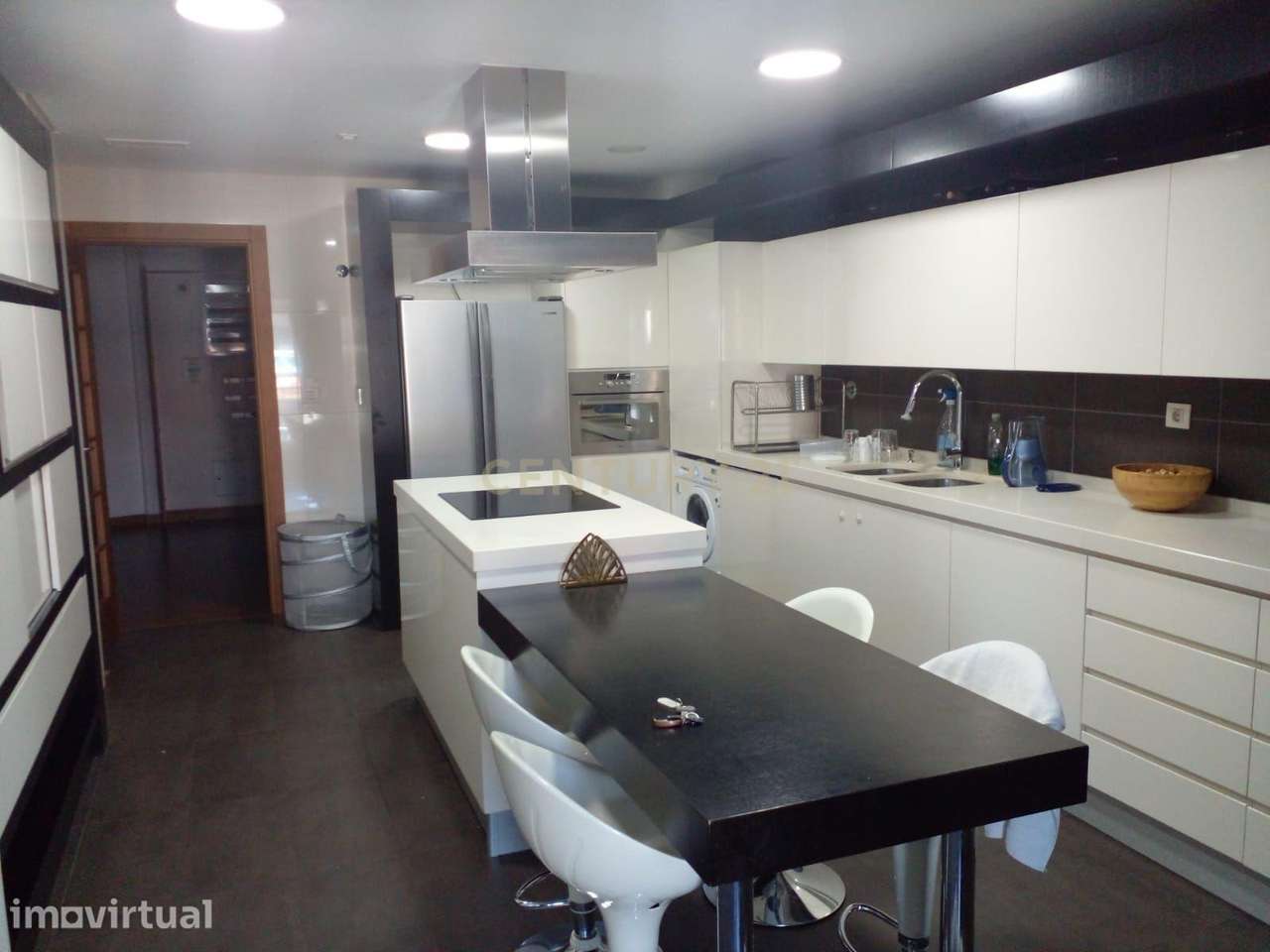 Espaçoso Apartamento T4 em Odivelas, Loures - Grande imagem: 5/19
