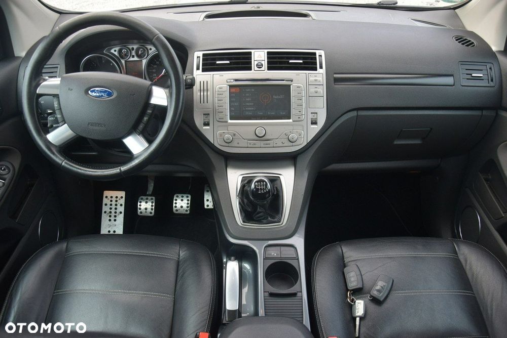 Ford Kuga - 23