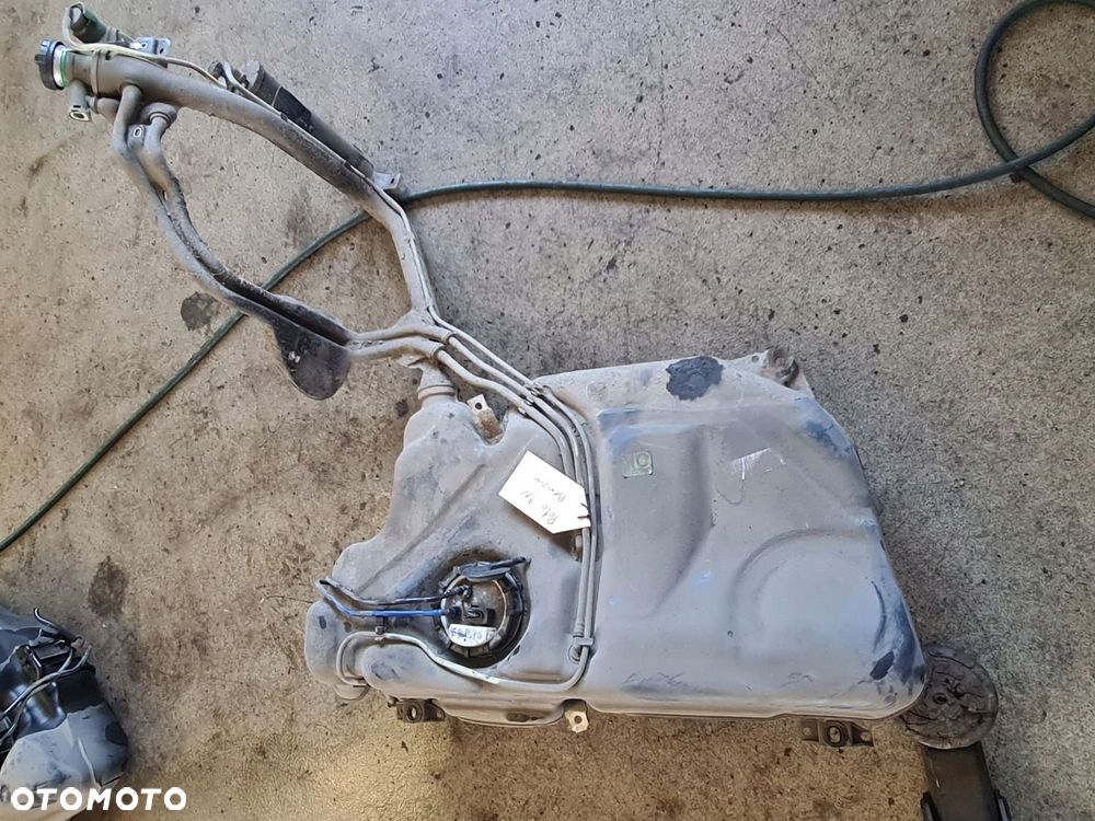 Zbiornik Paliwa Bak VW Polo IV 9N Benzyna - 1