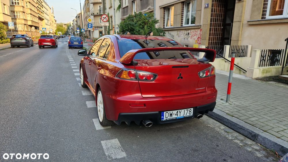 Mitsubishi Lancer Evolution - 5