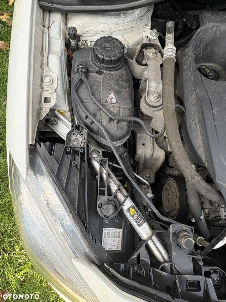 Mercedes-Benz Klasa B 180 CDI - 30