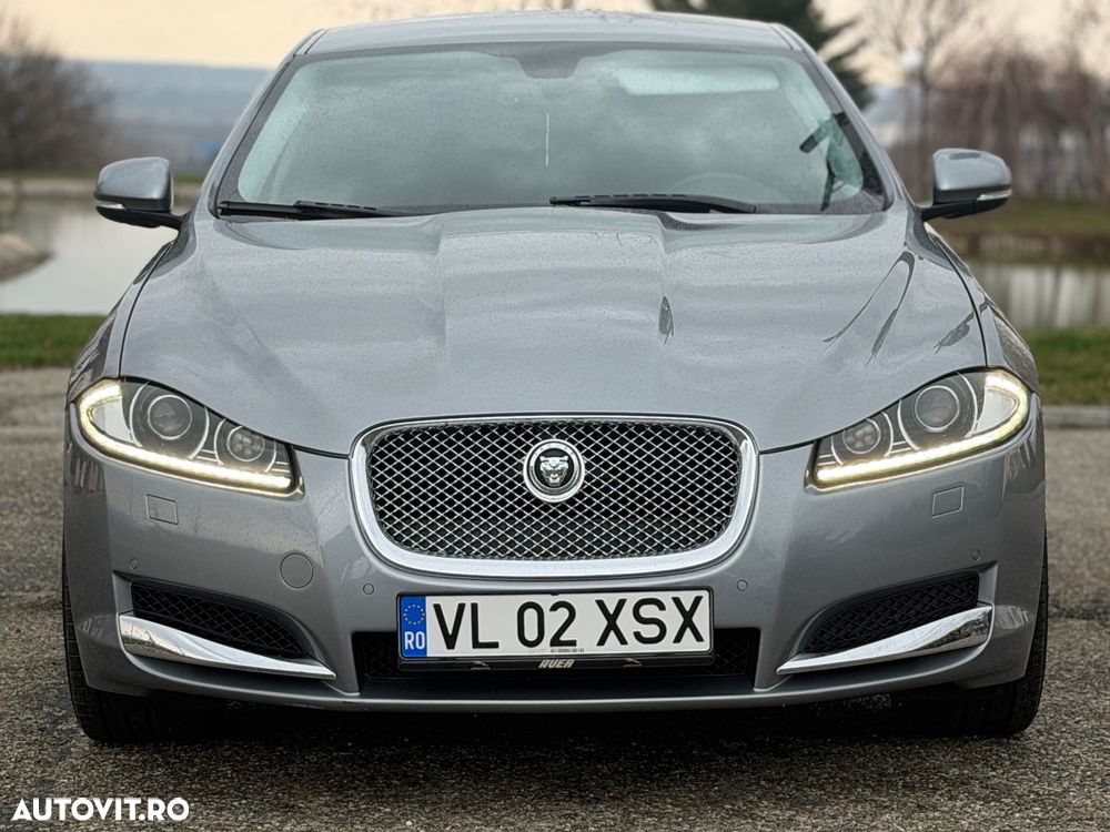 Jaguar XF 2.2 - 1