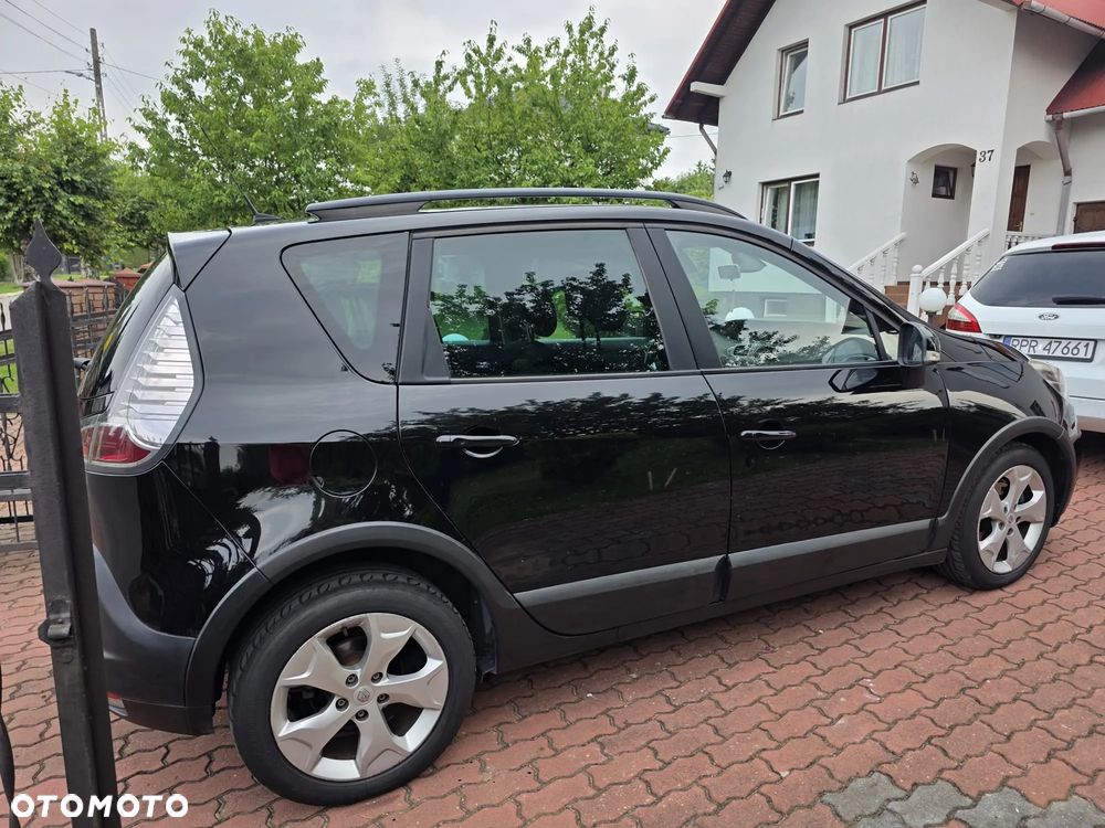 Renault Scenic dCi 110 Xmod Paris - 5