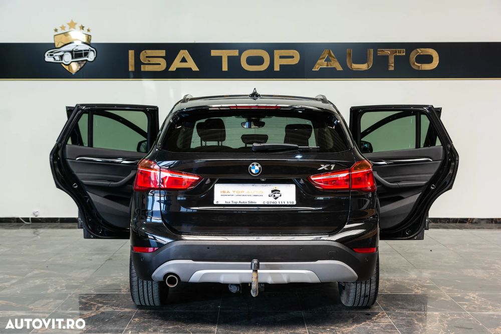 BMW X1 sDrive18d Aut. xLine - 32