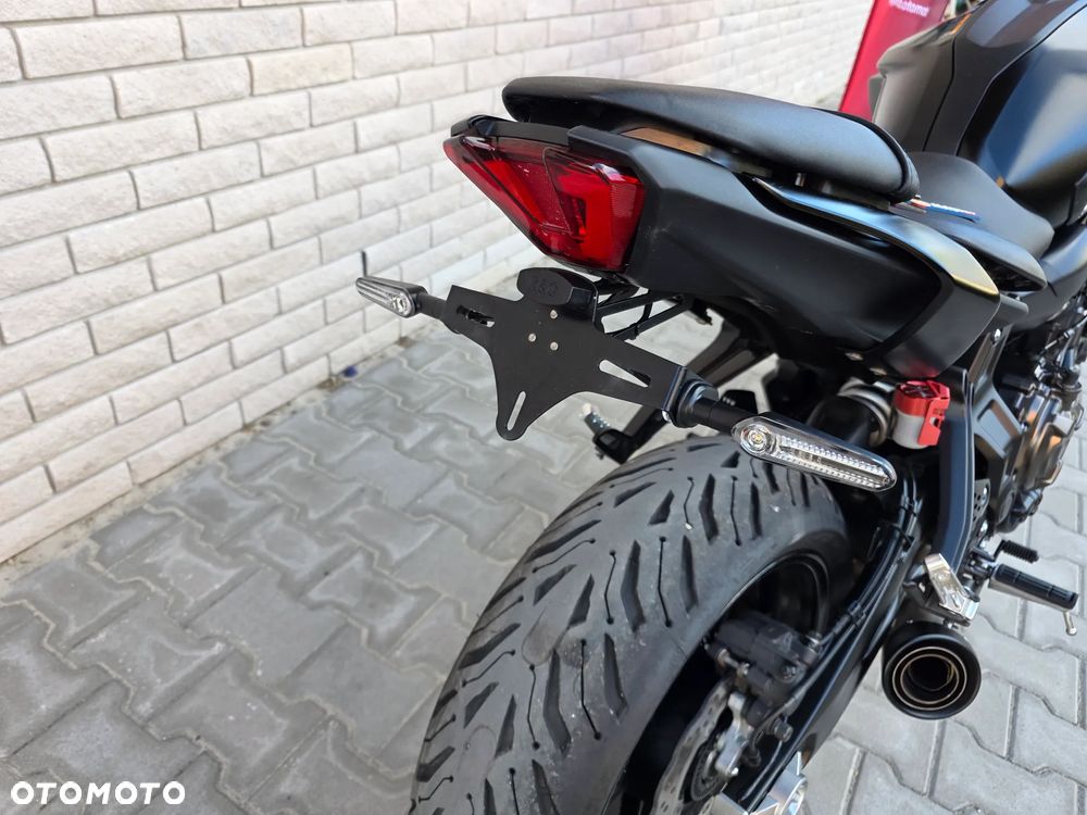 Yamaha MT - 5