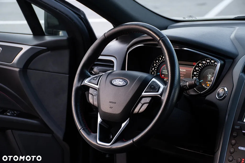 Ford Mondeo 1.5 EcoBoost ST-Line X - 33
