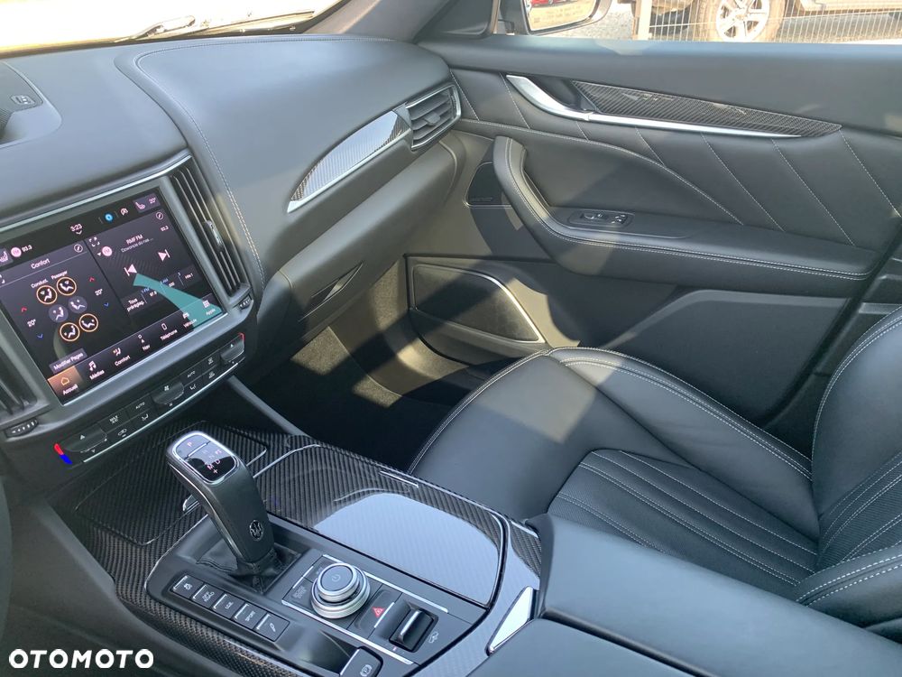 Maserati Levante S Q4 - 32