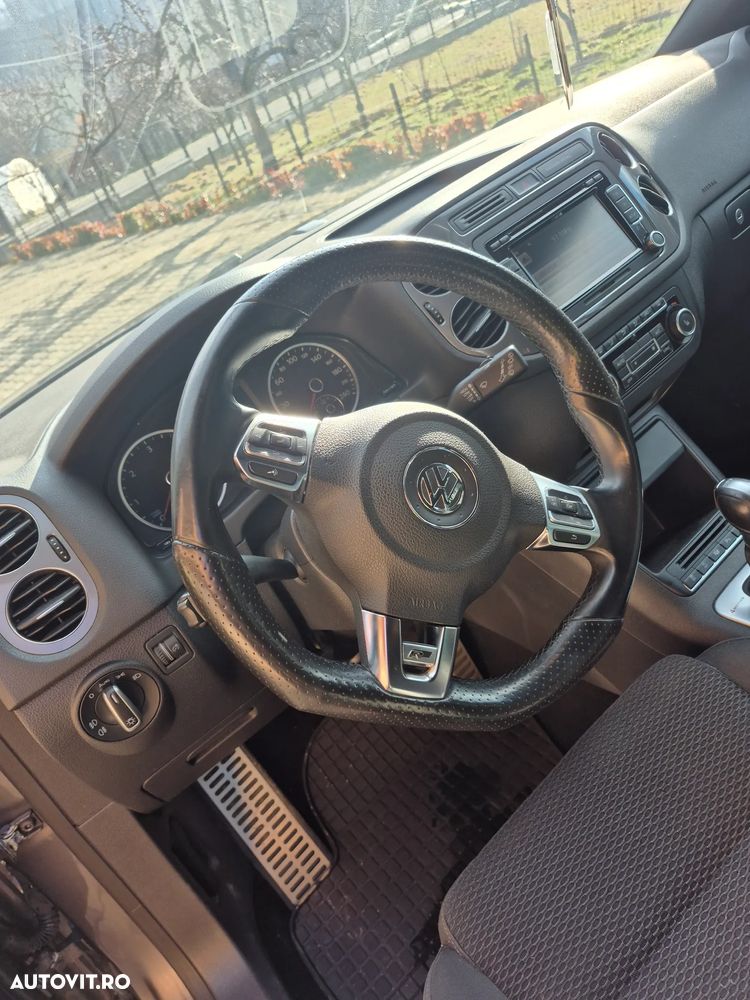 Volkswagen Tiguan - 13