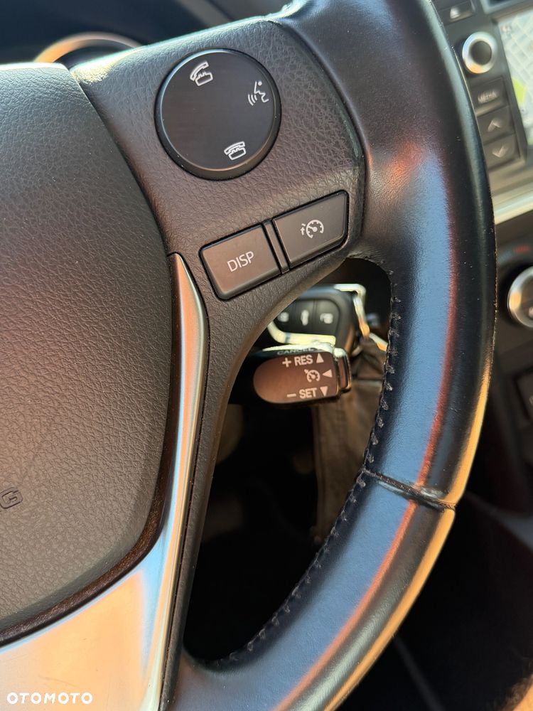 Toyota Auris 1.6 MultiMode Executive - 18