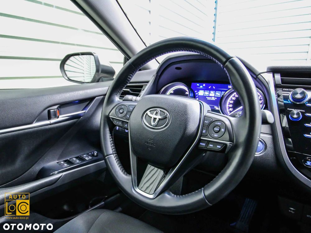 Toyota Camry 2.5 Hybrid Prestige CVT - 24
