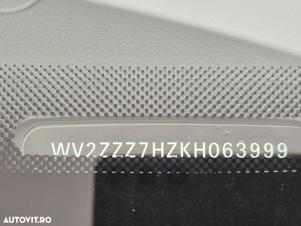 Volkswagen Multivan - 23