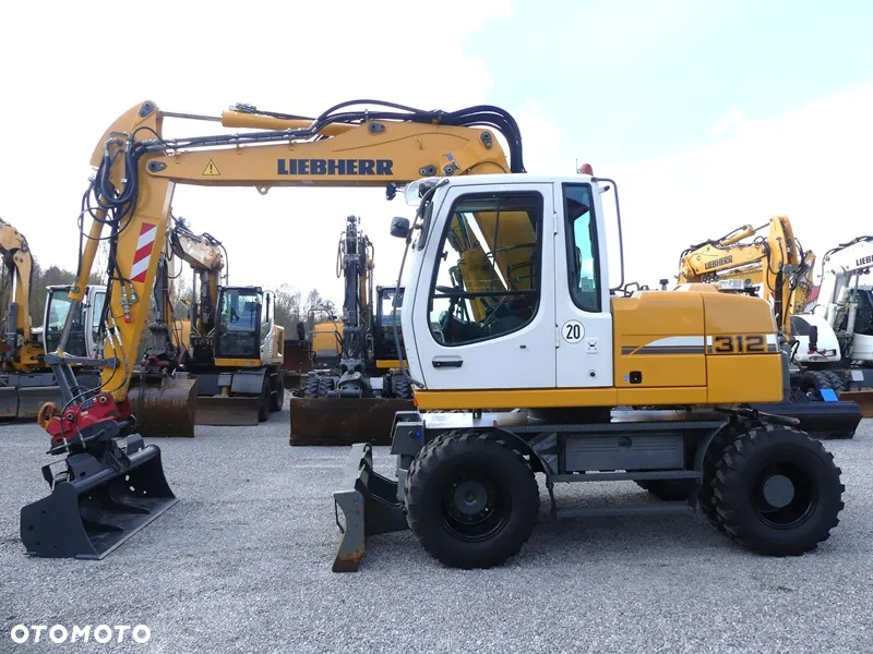 Liebherr A312 / Z Niemiec / 9126mtg / Super Stan / - 6