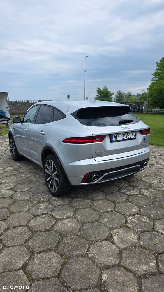 Jaguar E-Pace 2.0 i4D AWD R-Dynamic S - 8