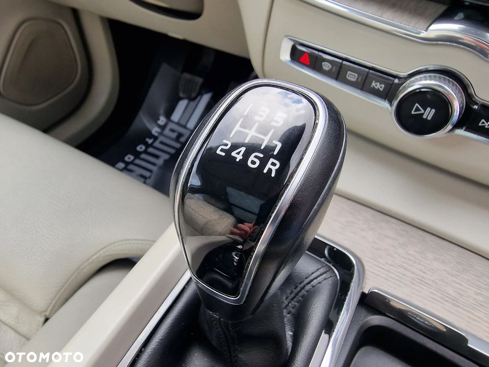 Volvo XC 60 D4 Inscription - 29