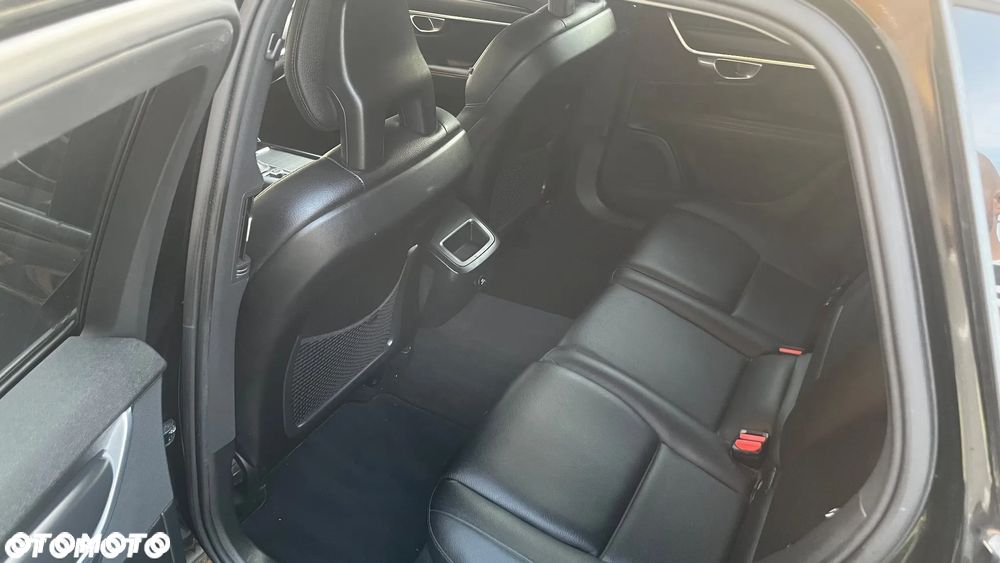 Volvo V90 D4 Momentum - 13