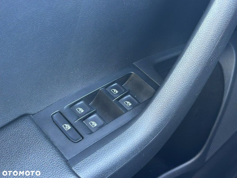 Skoda Octavia 1.6 TDI SCR Ambition - 27