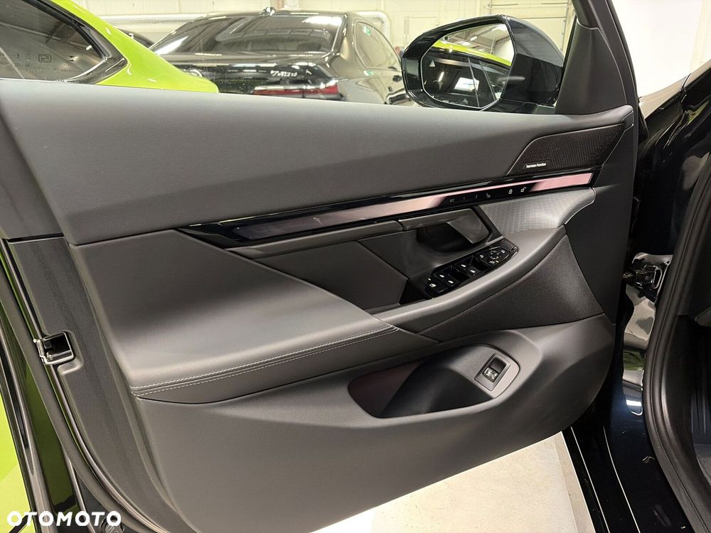 BMW Seria 5 - 12