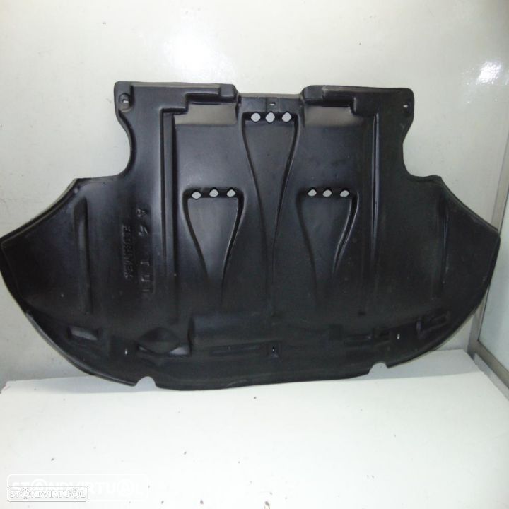 VW Passat de 1997 a 2003 ou Audi A4 protecção por debaixo do motor inferior - 2
