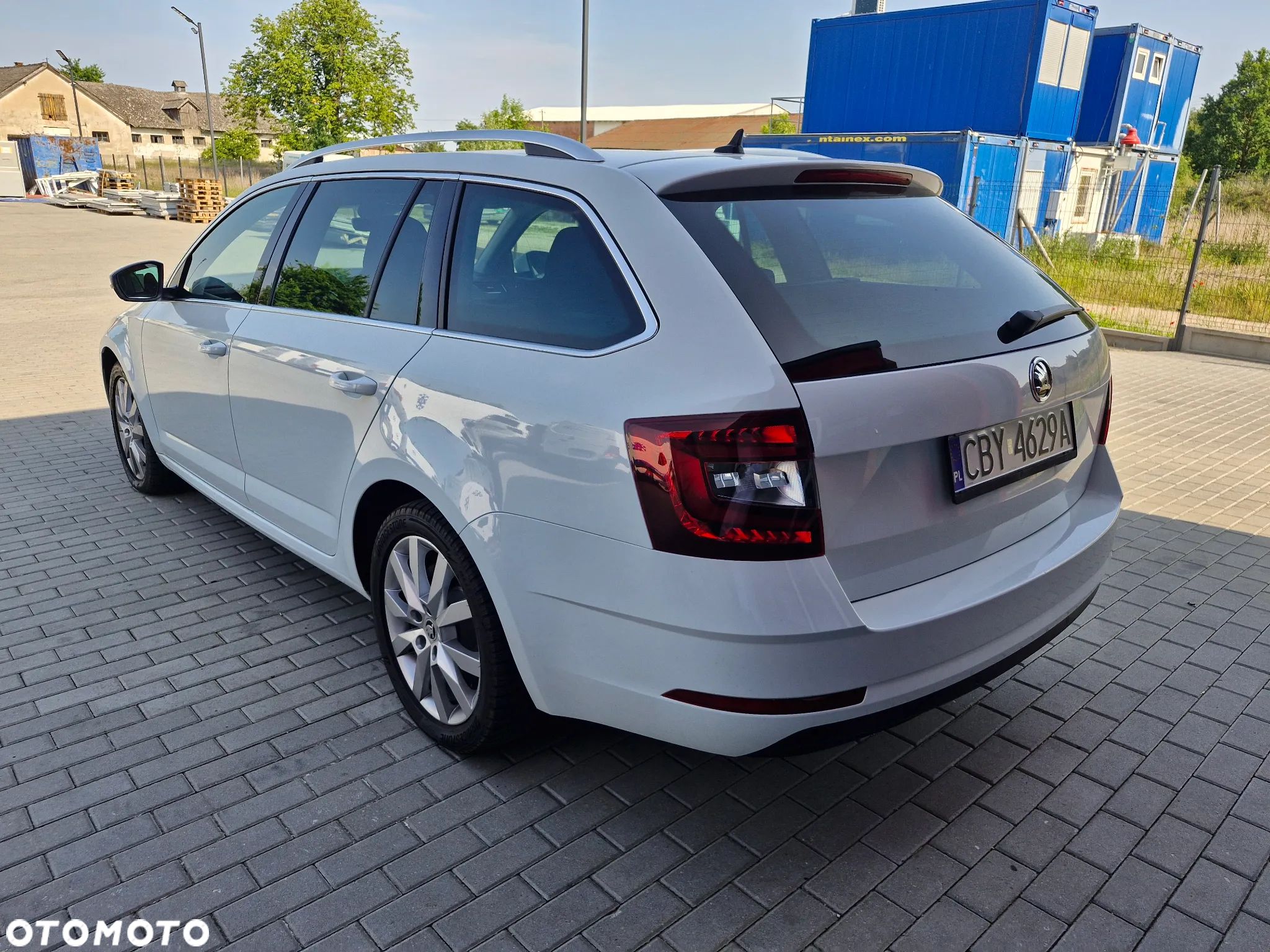 Skoda Octavia 2.0 TDI Ambition DSG - 1