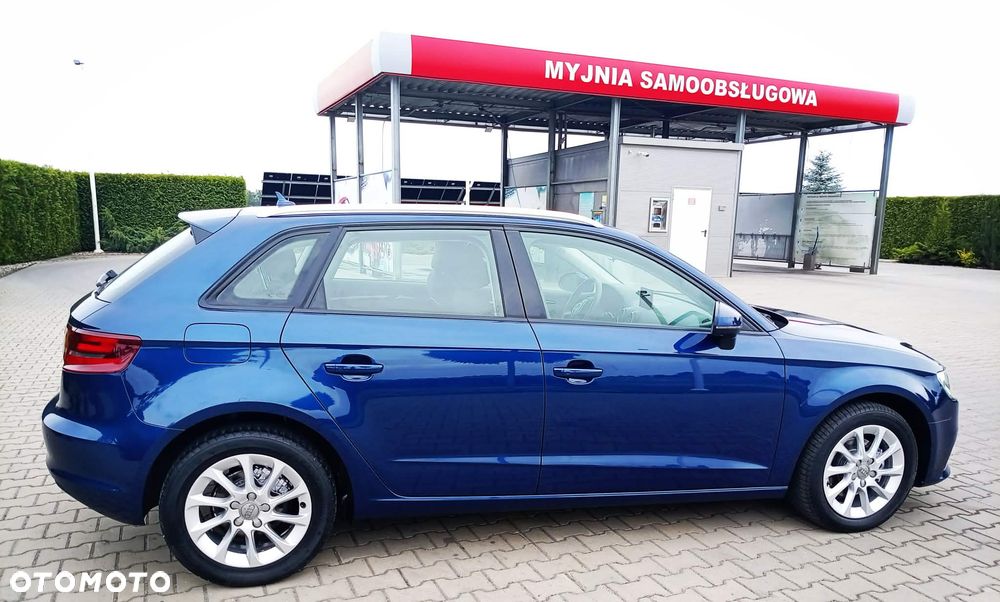 Audi A3 Sportback - 15
