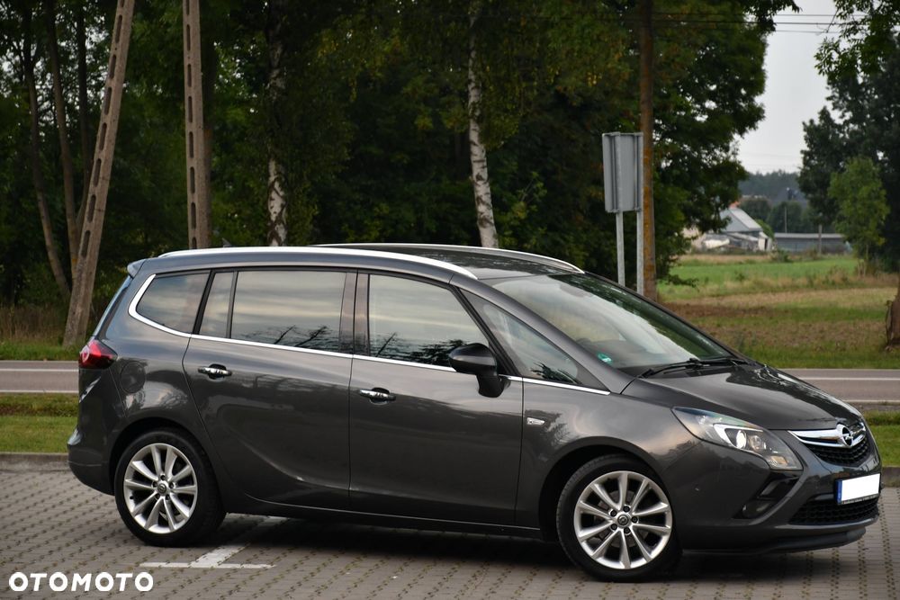Opel Zafira - 2