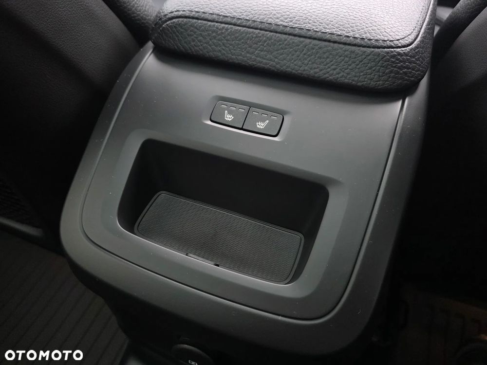 Volvo XC 60 - 32