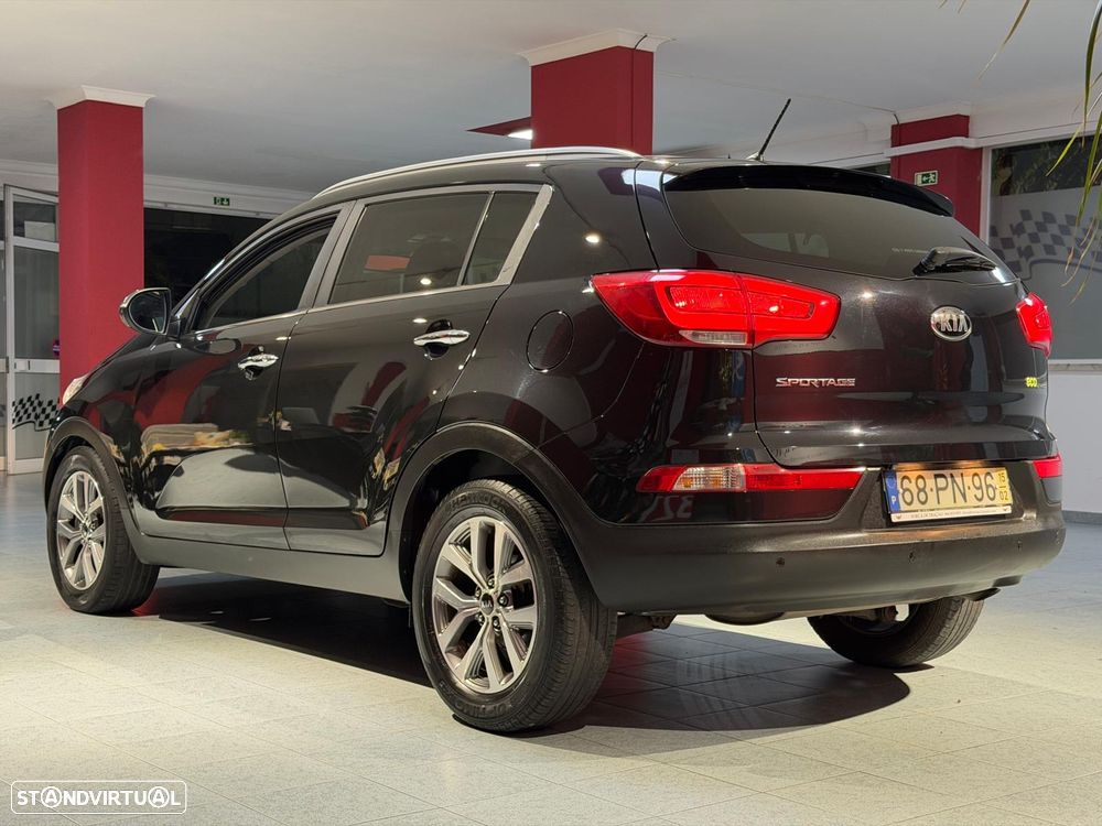 Kia Sportage 1.7 CRDI ISG More Edition - 4