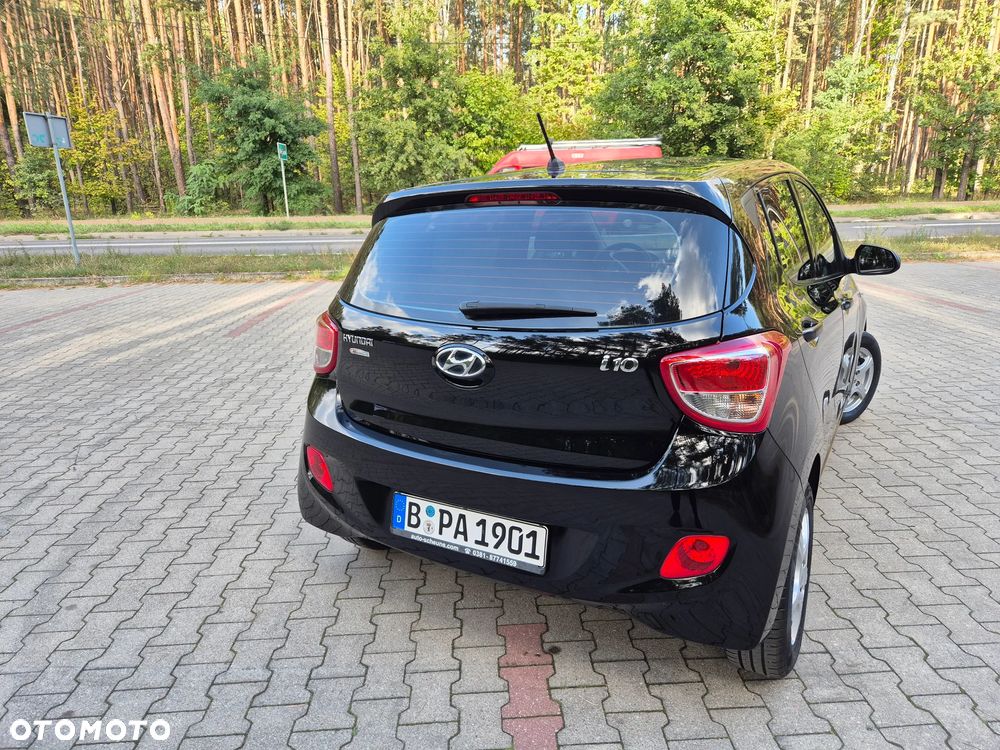 Hyundai i10 1.0 Black Line - 19