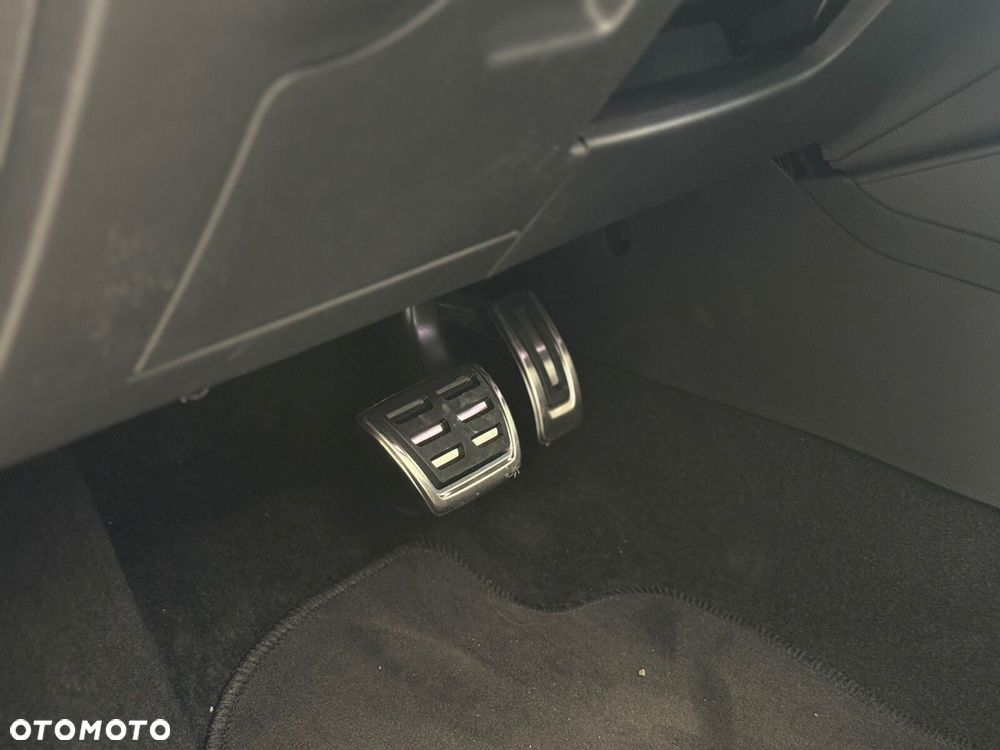 Skoda Kamiq 1.0 TSI Monte Carlo DSG - 25